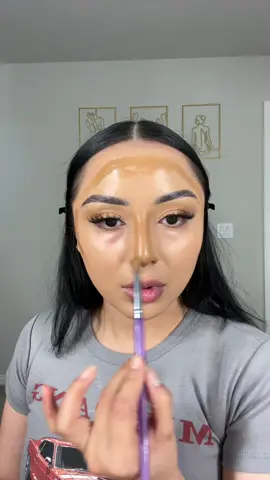 Thanks to @kevikodra for the idea 🥰 #fyp #trending #nosecontour #viral #makeup #maquillaje 