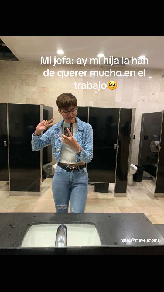 Mi jefa: ay mi hija la deben querer mucho en su trabajo🥹 Yo en el trabajo…😓 #foryou #zyxcba #zodiac #tiktok #goviral #greenscreen #anime #aesthetic #grow #grwm #hot #humor #dance #demonslayer #deathnote #WWE #bts #btsarmy #jungkook #lisa #twitch #twice #comedia #capcut #corridos 