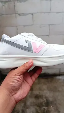Sepatu sneacker wanita vl#sepatuwanitamurah #sepatucasualwanita #sepatuwanita #sepatufashioncewe 