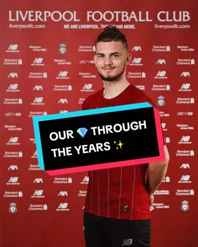 Harvey Elliott signed his first professional contract #OnThisDay in 2020 🙌🔴 #lfc #liverpool 