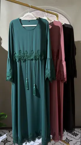 Literally wonderful for new hijabis !! 💙🤲 #abaya #abayastyle #hijabitiktok #arabiandress #lace #muslim #tiktokmademebuyit #spotlight #foryou 
