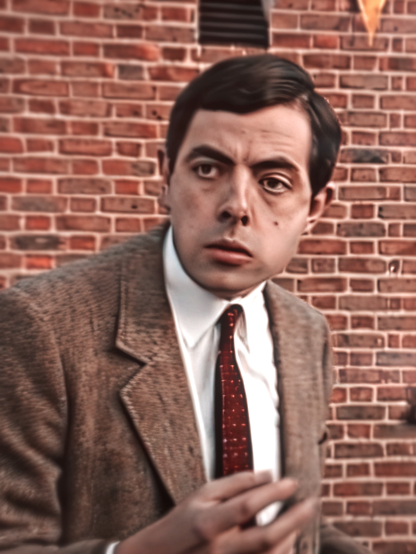 Mr.bean is sad now || #edit #mrbean #mrbeanedit #mrbeanliveaction #viral #aftereffects ALL FAKE