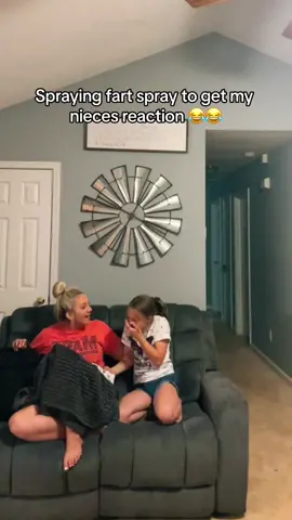 The END 😂😂 #fypage #prank #fart #foryoupage #funny #niece #viral #mybaby 