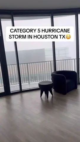 be safe and stay off the roads in houston!!! #fyp #hurricane 