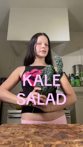 delicious kale salad ft. 🐛 #kale #kalesalad #simplesalad #lunch #Recipe #saladrecipe #kalesaladrecipe #salad #EasyRecipes #chop #organic #catipillar 