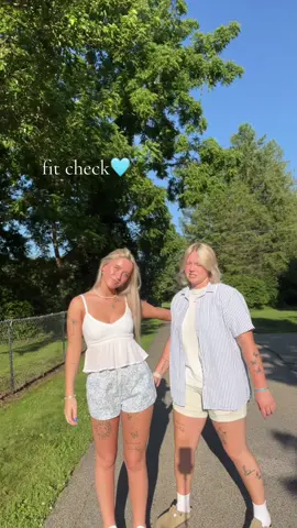 ugh i love you and our outfits!!🩵 #florencebymills #milliebobbybrown #fyp #4thofjuly #july4thvibes #july #Summer #summervibes #summervibes #tiktokshop #contentcreator #influencer #musthaves #beauty #socute #viraltiktok 