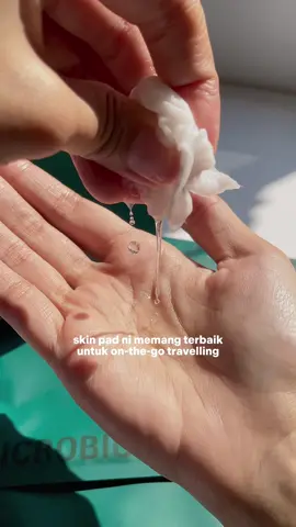 Replying to @didieynadieyra recommended for those yg nak travel, microbioma phyto balancing pad ni easy nak bawak kemana mana sbb in a sachet Btw, 7-9 JULY ada sales! Cuba tgok dapat berapa 👀 @SKINMADE  #skinmade #skinmademalaysia #reawakeningskin #microbiome #soothing #hydration #healthyskin 