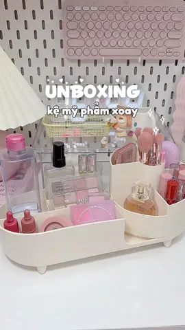 kệ đựng mỹ phẩm xinh nè, có 60 cành mà ưng ghê✨🛍️ #kemypham #kemyphamdanang #kedungmypham #kemyphamdeban #tumypham #tumyphamdeban #kệ #khaydungmypham #kemyphamxoay #unboxing #unbox #unboxingvideo #xuhuong #xhtiktok #fyp #biunie206 #tiktokshop #giadung #decor 