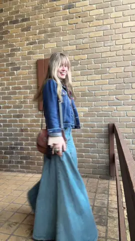 Tired girl goes to the market🫣🌻 #vintageoutfit #vintagestyle #fitcheck #thrifted #fyp #vintageootd #70sfashion #fashioninspo #1970s #vintagefashion #60s #70saesthetic #70s #vintagevibes #daisyjonesandthesix #60sfashion #pennylane #stevienicks #whimsigothic #90saesthetic #hippiestyle #rockstargf #pinterestoutfit