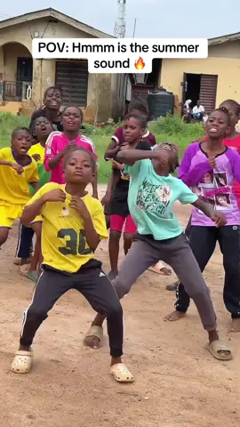 Joy Overflow! #hmmm #chrisbrown #davido #dreamcatchersacademy #amapianodance #viralvideo 