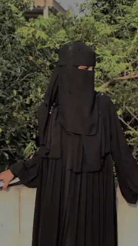 Black burka pinle sei lage amare 😉😉😉