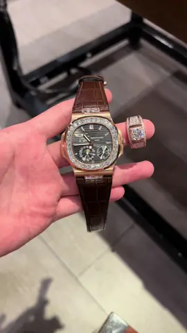 Mời ae Tiktok trải nghiệm Combo Đồng Hồ + Nhẫn vàng hồng của nhà e Phú nhé ⌚️💍💎 Đẹp xuất sắc #dongho #watch #phudongho #xuhuong #moissanite 