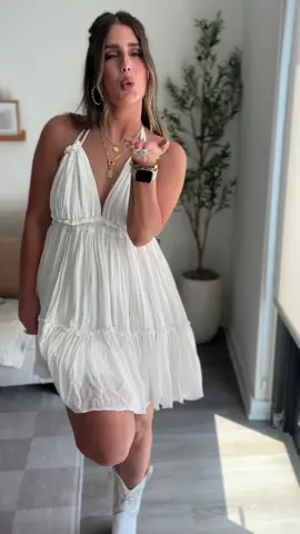 I cannottttt 😍😍😍 loaded on my LTK for y’all! 🫶🏼 #fashiontiktok #summerdress #sundress #nashville #countryconcert #countryconcertoutfit #summeroutfits 