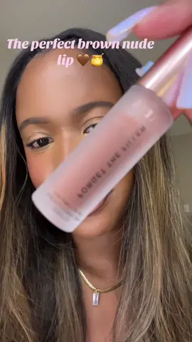 @LAWLESS Beauty gloss in maple sugar 🤎 . What videos should I make next? #blackgirllipcombo #lipcombo #summerlipcombo #fyp #neutrallip #lawlessbeauty 