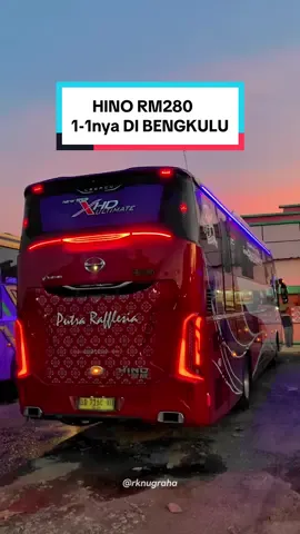 Menjelang akhir liburan Sekolah, armada Hino RM280 satu-satunya ditanah Bengkulu fullseat menuju kota Bengkulu dari Bandung🥳🔥 #bengkulu #bandung #rafflesia #storywa #liburan #fyp #fyi