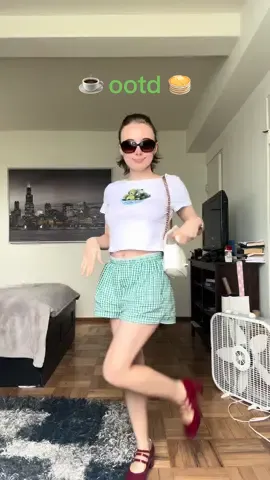 Lil running late brunch fit