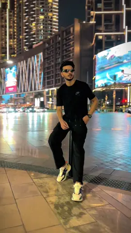 Location ka name btao😎  #CapCut #mrmuzamil07 #foryou #dubai #foryoupage #viral #trending 