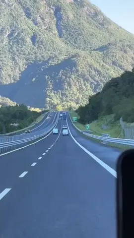 #italy🇮🇹 #canada_life🇨🇦 #usa🇺🇸 #canada🇨🇦 #punjabisong #europealle🇮🇹 #usa_tiktok #pordenone 