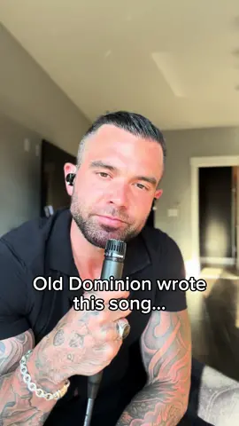 I don’t want to be a one man band either @olddominionband 🖤 thank you Trevor Rosen from OD for writing a beautiful song & allowing me to be a vessel to share it. “We’ll Come Back Around” along with my new full length album “Des Moines” is out now… link in bio #real #RelationshipSong #OldDominion #NewMusic #WellComeBackAround 