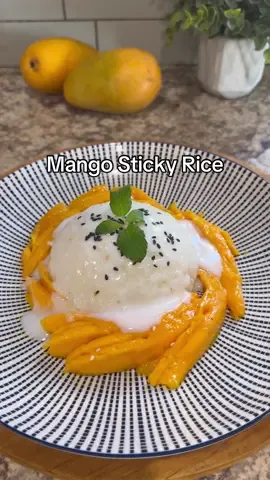 If he can’t appreciate ur fruit jokes let that mango 🙂‍↔️ #recipes #mango #mangostickyrice #coconut #desserts #fyp #xybzca 