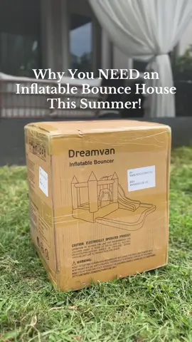 Enjoy the summer with your kids! You will LOVE this inflatable bounce house! #inflatablebouncehouse #bouncehouse #toysforkids #toys #kidssummermusthave #thingstodowithkids #toddleractivities #toddleractivitiesathome 
