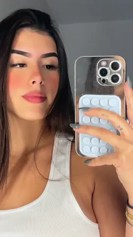 👁️🫦👁️