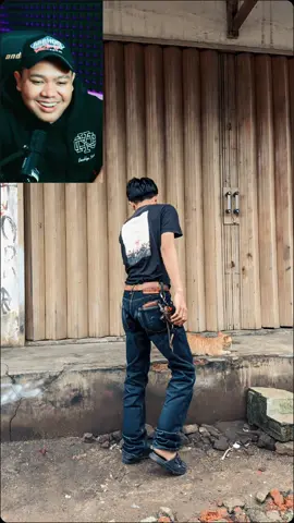pesona osaka bluemoon @Adelaide Denim  #darahkubiru #darahkubirustyle #denimyouway #denimyourway #denim #fading #fadingdenim #fade #denimindonesia #denimenthusiast #adelaide #adelaidedenim #indigoinvitational #denimheads #denimhead #denimheadindonesia #denimheadlampung #saddenim #denimlampung #denimjems 