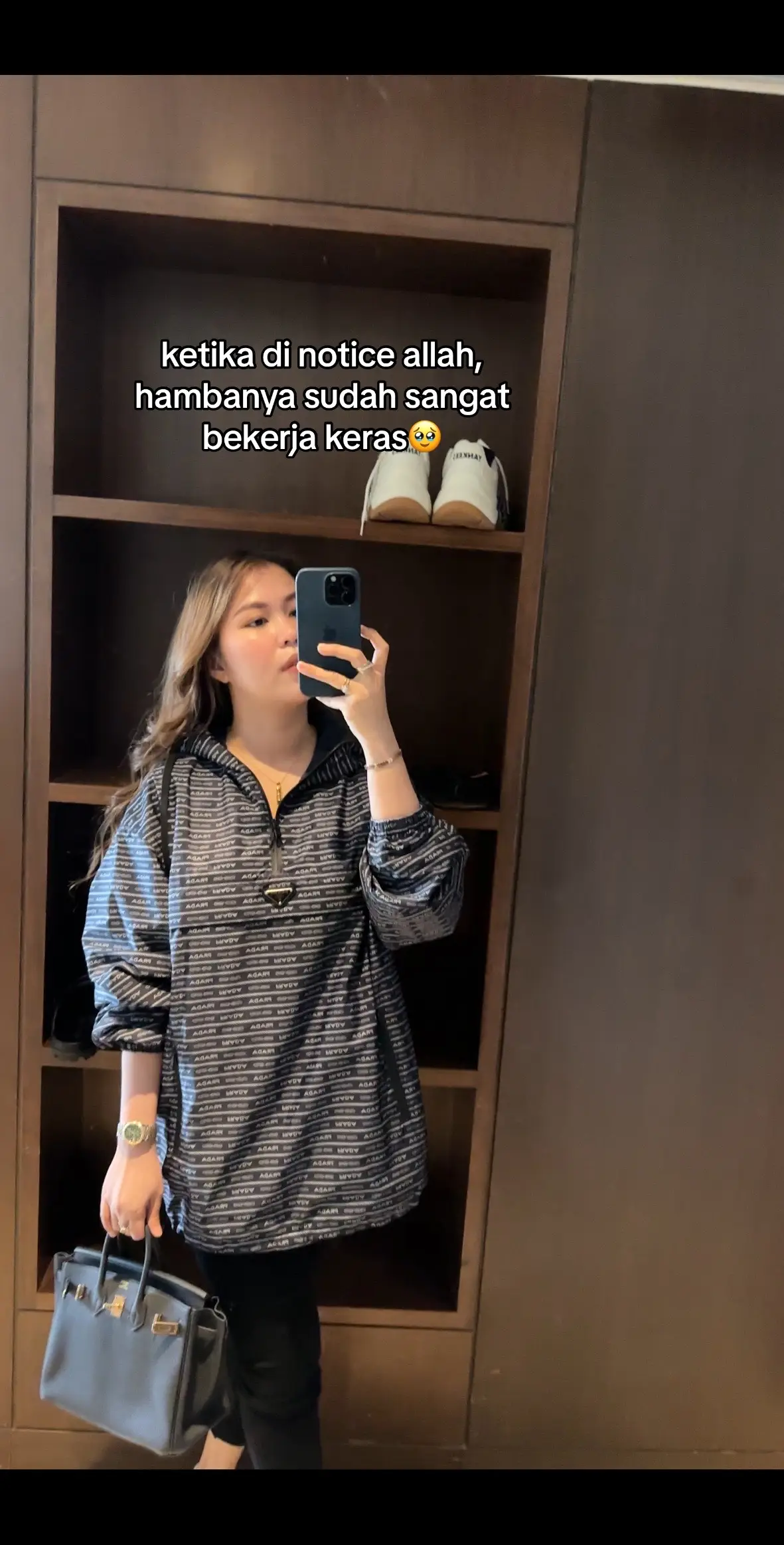 percaya rezeki sudah tertakar, tidak akan tertukar🥺😇 termakasih customerku, kalian sesayang itu sama Daviena🥹😇