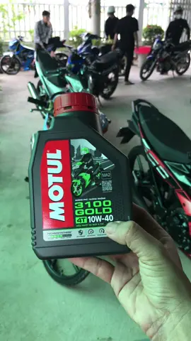 Cảm ơn mấy ae vì đã ủng hộ motul 3100 gold sử dụng cho đa số các dòng xe số xe côn tay quảng đường sử dụng 1500km hoặc có thể thay sớm hơn ! #dtvlog #dtvlogs #ex #ex65zz #motul #motul3100gold 