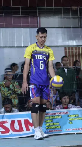 Joko Santosa #volitarkam #volimaniaindonesia #ikinphotography #volitiktok #volleyballplayer 