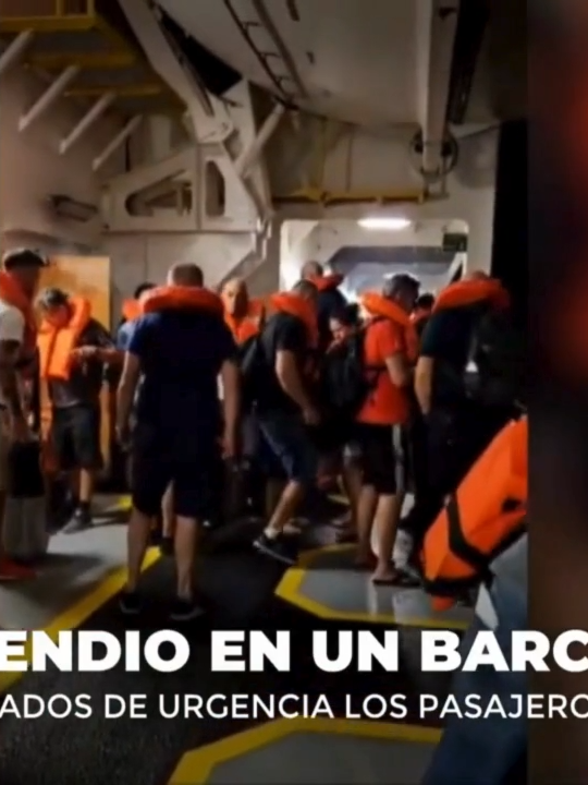 Evacuación inmediata del ferry que ha quedado a la deriva al norte de Ibiza: cientos de personas quedaron atrapadas #noticias #noticiastiktok #news