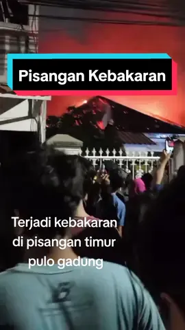 Terjadi kebakaran di pisangan Timur Pulo gadung Jakarta Timur #kebakaranrumah #kebakaranpisangan #rumahterbakar #shorts #terjadikebakaran #jakartakbakaran #insiden #damkarindonesia #fyp #fypシ 