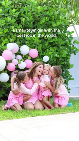 Just a small town girl crying to these lyrics, its me! #sahm #momofgirls #girlmomlife 
