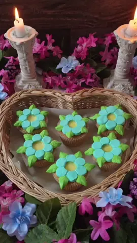 Flower shaped cupcakes using @Dolce Foglia cake batter flavouring 🩵💖 - USE DISCOUNT CODE “WEMO10” FOR 10% OFF. Visit this link to purchase: dolcefoglia.com?ref=wemobakes - recipe will be posted on my YouTube channel (wemobakes) 😚💖 go subscribe pookies  #baking #bakingrecipe #coquettebaking #baketok #fyp #foryou #bakingtherapy #recipes #cottagecore 