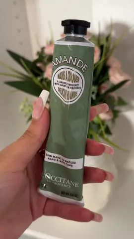 The Almond Hand Cream is a staple in my hygiene routine! @L’Occitane #loccitanepartner