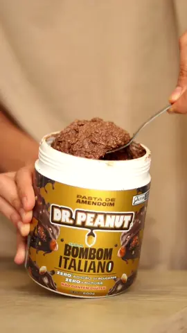 A colherada perfeita para o seu dia! 🤩🧡 #drpeanut #peanutbutter #pastadeamendoim #zeroacucar #zerolactose #bombomitaliano