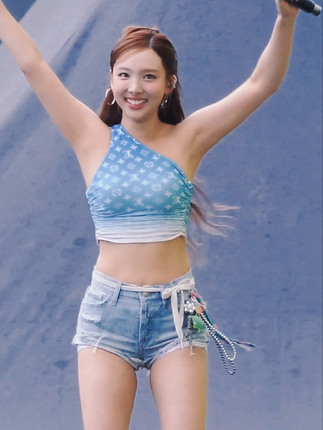 Nayeon Is Super Hot #Nayeon #twice #abcd #waterbomb #fyp #kpop @twice_tiktok_official