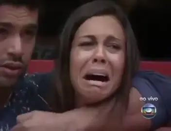 aaaaAAAAaaaaaaaAAaaa eu não acredito . #bbb #lia #reality 