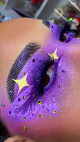 🦋💜✨💛 #butterflymakeup #creativemakeup #makeupinspo #makeupideas #makeup 