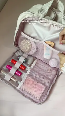pack skincare & makeup with me  #dealsforyoudays #toiletrybag #packwithme #skincare #makeupbag #travelbag #packing #fryoupag #fyp 