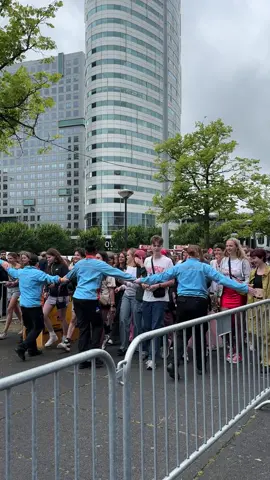 Taylor Swift The Eras Tour -  Amsterdam night 2 line 5.7.2024 #erastour #erastourtaylorswift #amsterdam #night2erastour #lines 