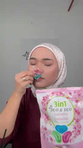 Cepat tgk bag kuning😭 kicap pun hilang mcm tu je!! Effortless sangat😭 #laundrypods #laundrycapsules #duoduo 