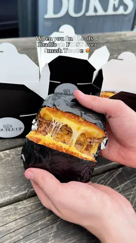 Tag someone that need to try our Smash Toasties!🍔 #leedsfoodie #foodinleeds #burgerlover #leedsburgers #smashedtoastie #smashedtoastie 