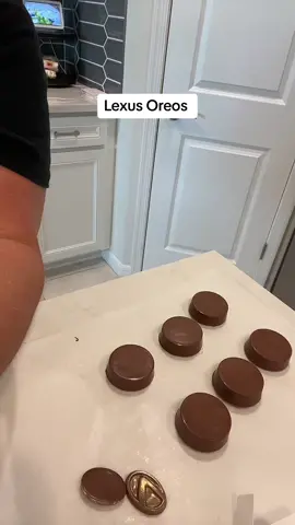 #creatorsearchinsights  Come make a corporate order with me @Lexus chocolate covered oreos with edible gold dusted Lexus symbol 🤎 #lexus #florida #sweet #corporate #chocolate #foryou #foryoupage #handmade 𝕋𝕙𝕖 ℙ𝕦𝕣𝕤𝕦𝕚𝕥 𝕠𝕗 ℙ𝕖𝕣𝕗𝕖𝕔𝕥𝕚𝕠𝕟 #perfect 