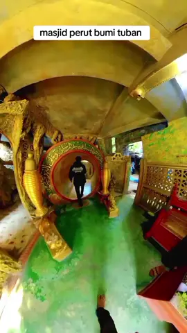 yg lewat tuban ,boleh lah mampir ke masjid futuristik ini  😃#TTPetualangPro #tuban#insta360 #galeritiktok #masjid #tempatbersejarah #futuristic 