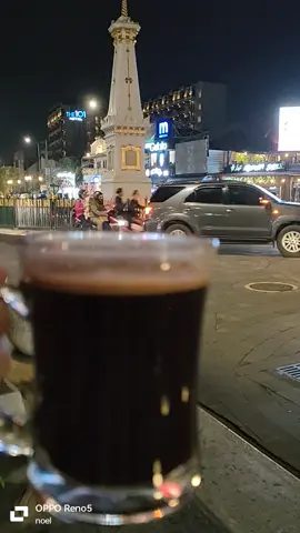 Nyang endi?? 🙄#StorySecangkirKopi #jogja24jam #StoryMalamHari #fypシ゚viralvideo #malioborojogja 