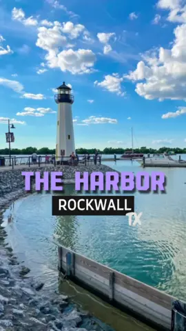 ¡Descubre THE HARDBOR en ROCKWALL, Texas!  Un lugar relajante con impresionantes vistas al Lago Hubbard. Disfruta de restaurantes, tiendas, bares y atardeceres espectaculares.  ¡Entrada gratuita conciertos de verano todos  los jueves! No te lo puedes perder. 🌅✨  #TheHarbor #RockwallTexas #LagoHubbard #Verano #atardeceresincreibles #rockwalltx #Rockwall 