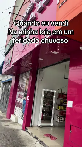 Quanto eu vendi na minha loja em um feriado chuvoso   #rotinadeloja #quantoeuganho #quanto #tudoa10makeup #makeup 