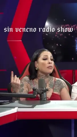 CASIMIRA SE COME CON YUCA A MAMI JORDAN EN SU PROPIO PROGRAMA.. #mamijordan23clock #SINVENENORADIOSHOW #CASIMIRA