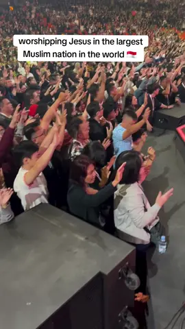 Jakarta Indonesia 🇮🇩 ❤️ 🙌🙏 Life may be unpredictable but God's grace and His unwavering love is our constant anchor and unshakable Hope 🙌🙏. Thank you God for all that You are doing in the lives of your people 🙏 ❤️ #christiantiktok #christiancommunity #letusworship #fypシ゚viral #viralvideo #indonesia 